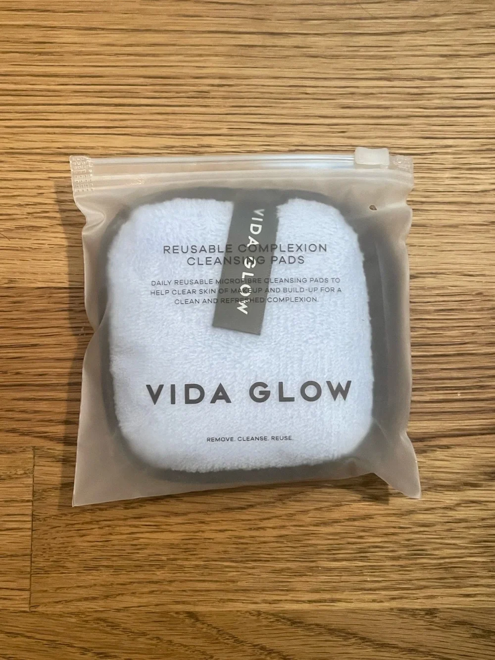 VIDA GLOW - REUSABLE COMPLEXION CLEANSING PADS (2-Pack)