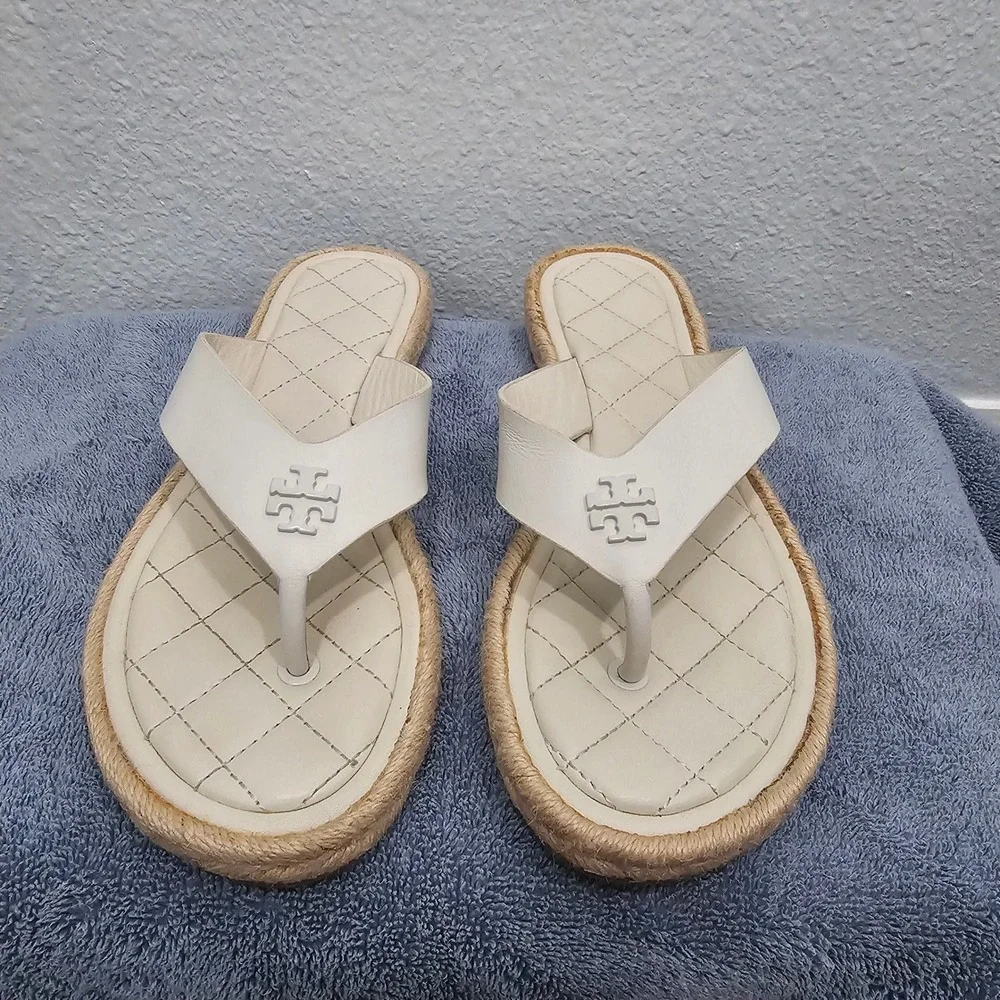 Tory Burch straps quilted