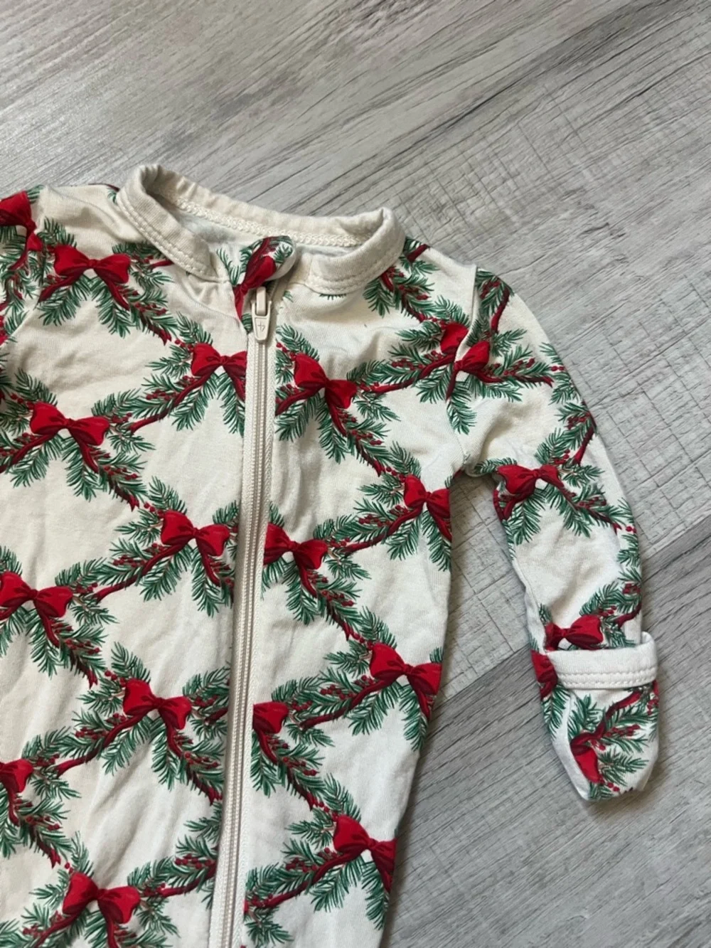 KYTE BABY Holiday Bow White Footed One-Piece with Red Bow & Green Pine Print