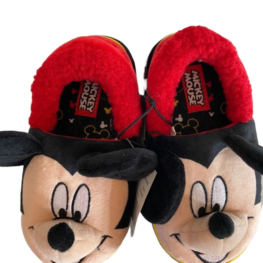 Disney Mickey Mouse Slippers Plush kids size 9/10