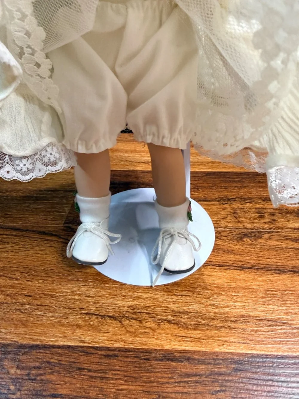 BRADLEY DOLLS #944/1500 Collectible Doll