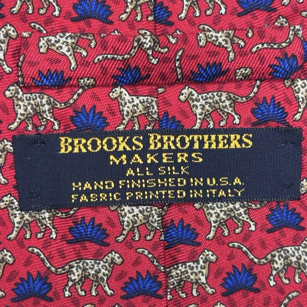 Vintage Brooks Brothers Tie Red Silk Leopard Cat Novelty Preppy Classic USA 90s