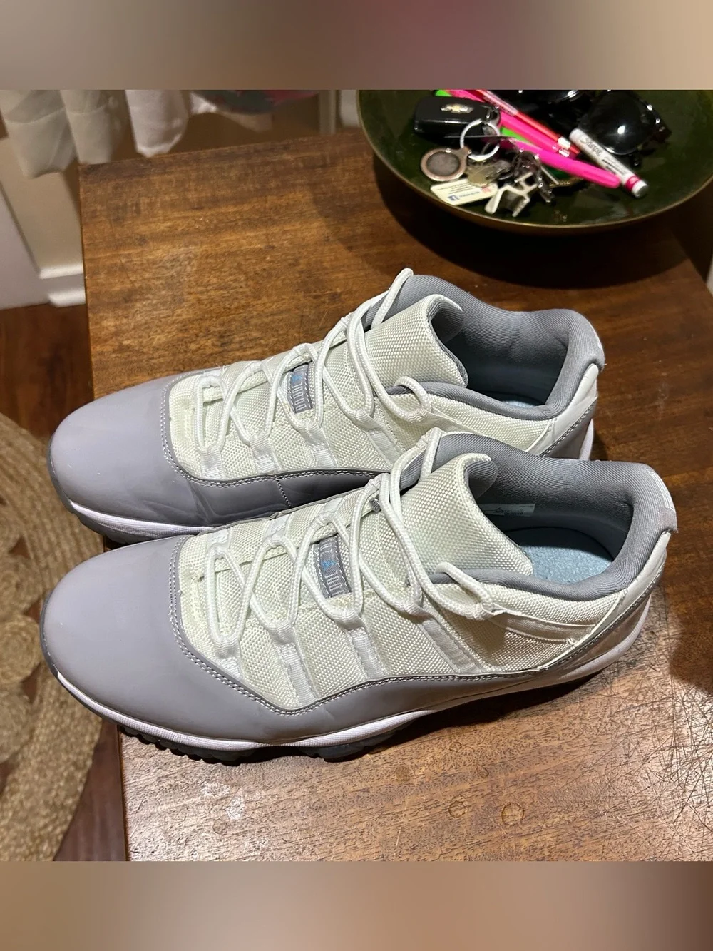 Jordan 11 men’s size 13 “cool grey”