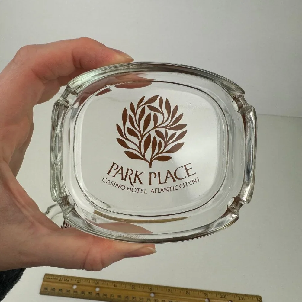 2 Vtg Park Place‎ Atlantic City NJ Casino Hotel Clear Glass Ashtray Souvenir