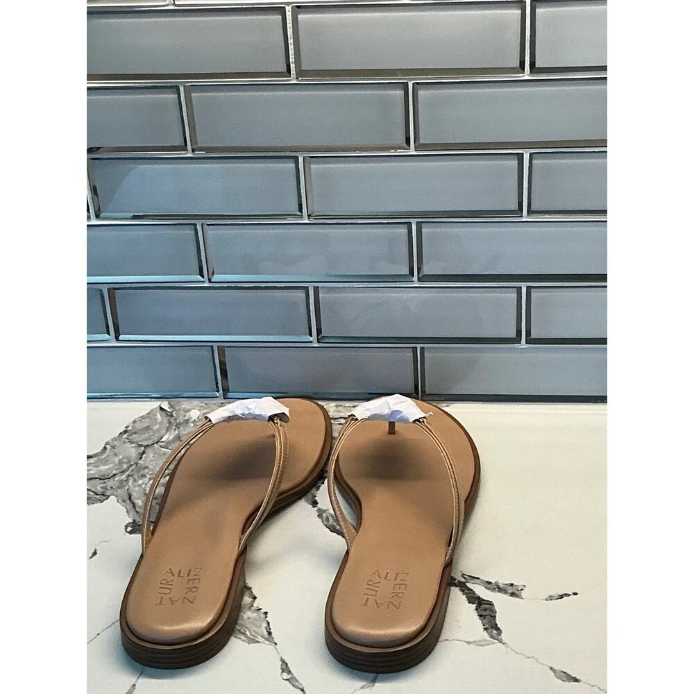 Naturalizer Liliana Creme Brulee Tan‎ Thong Sandals Womens 9.5 M H6358S4251 NEW