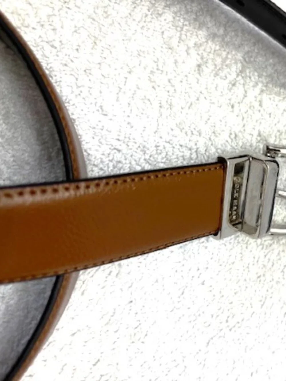 Cole Haan reversable tan/black leather belt NWT Size 1X