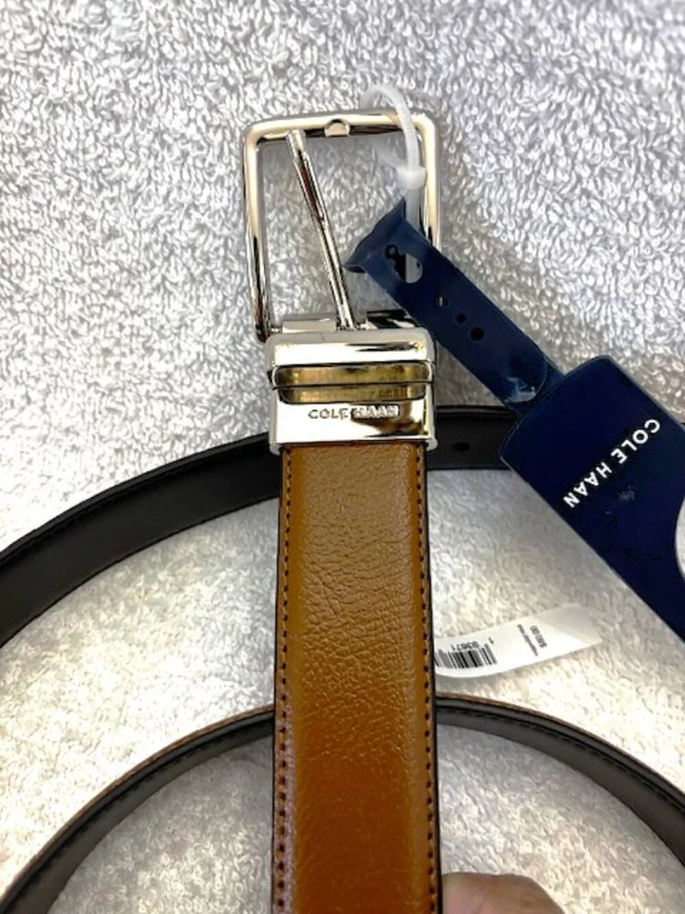 Cole Haan reversable tan/black leather belt NWT Size 1X