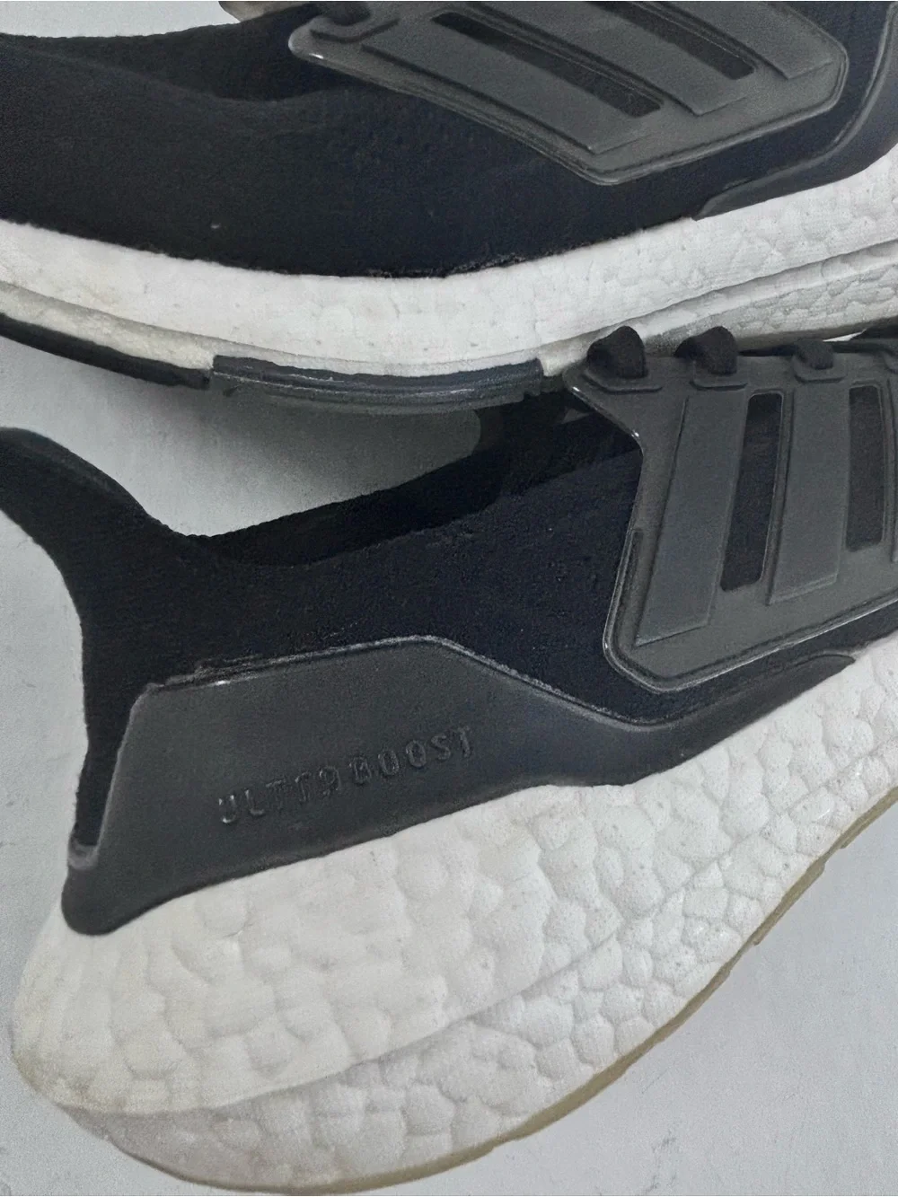 adidas lightweight athletic