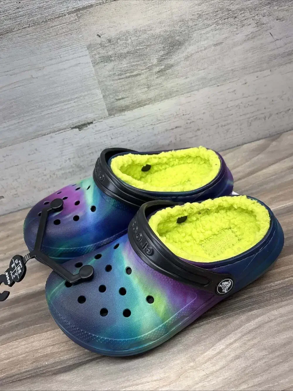 CROCS new without