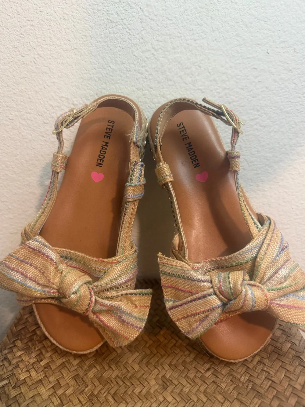 Steve Madden Girls' Multicolor Metallic Stripe Bow Sandals - Gold/Tan