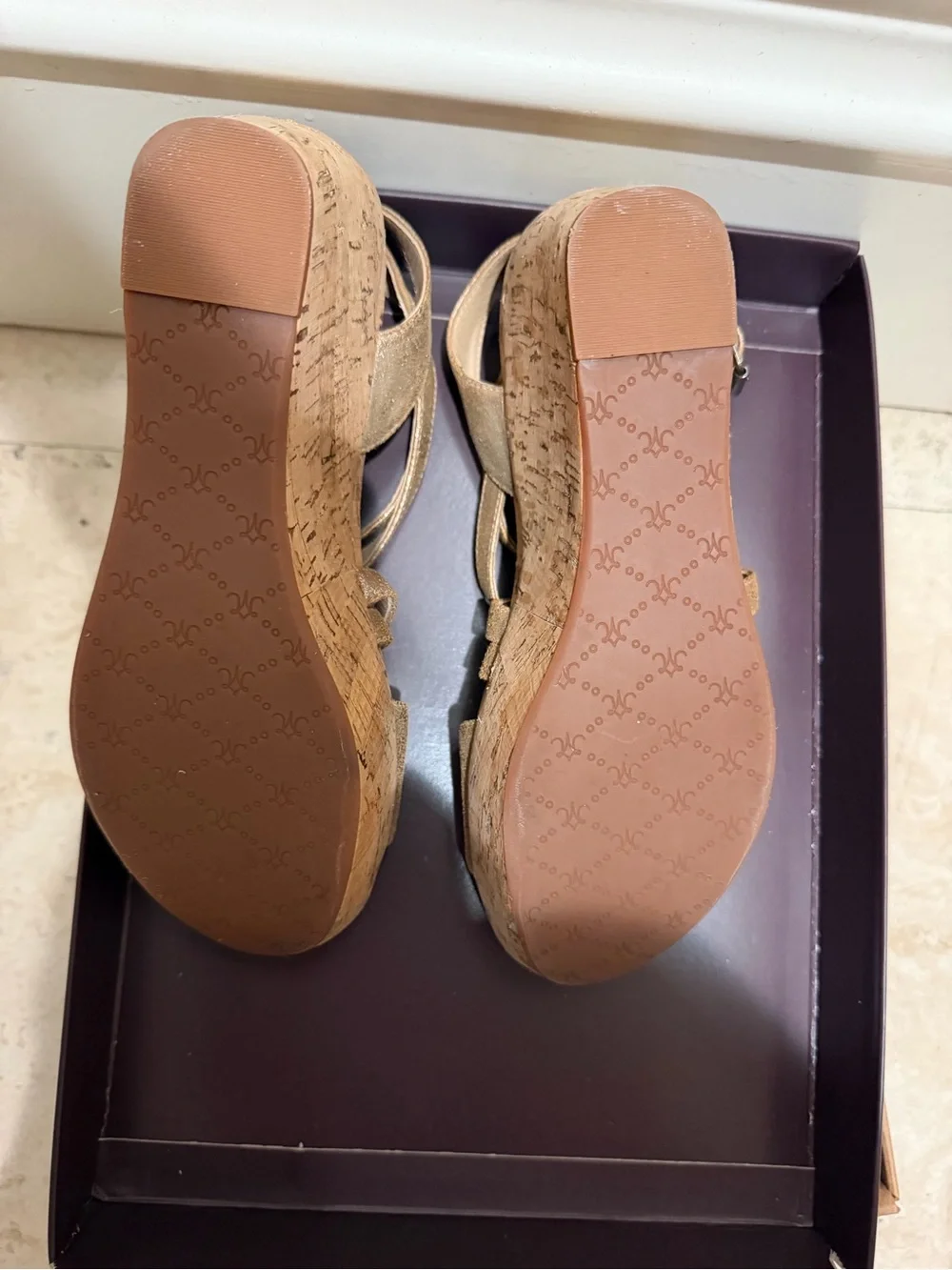 Johnston & Murphy Metallic Gold Cork Wedge Sandal size 8