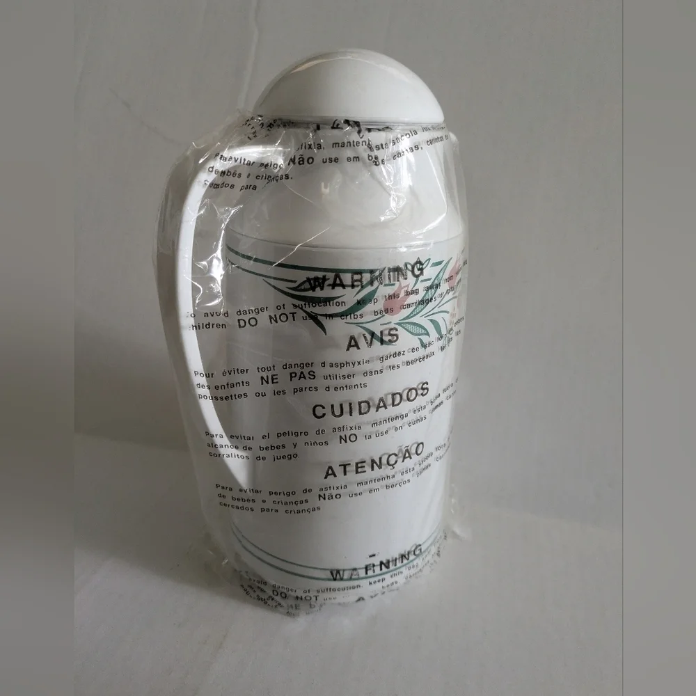 Vintage Rosemarie Tulip Pattern Corning Thermique. New In Packaging.