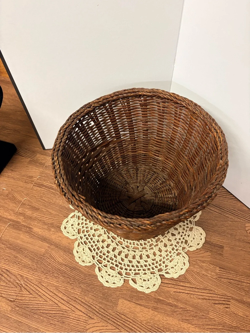 Vintage sturdy woven
