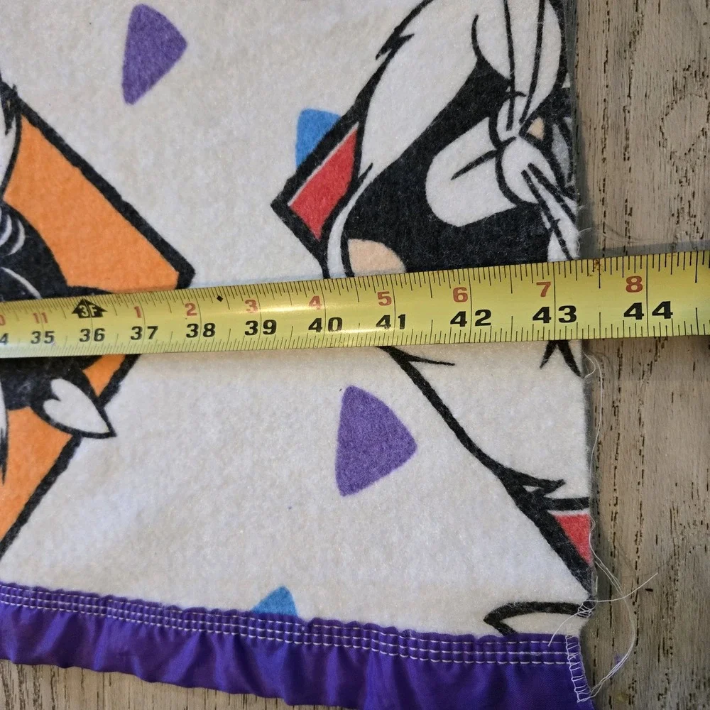 Vintage Looney Tunes 1994 Toddler‎ Throw Blanket Bedspread 44x59