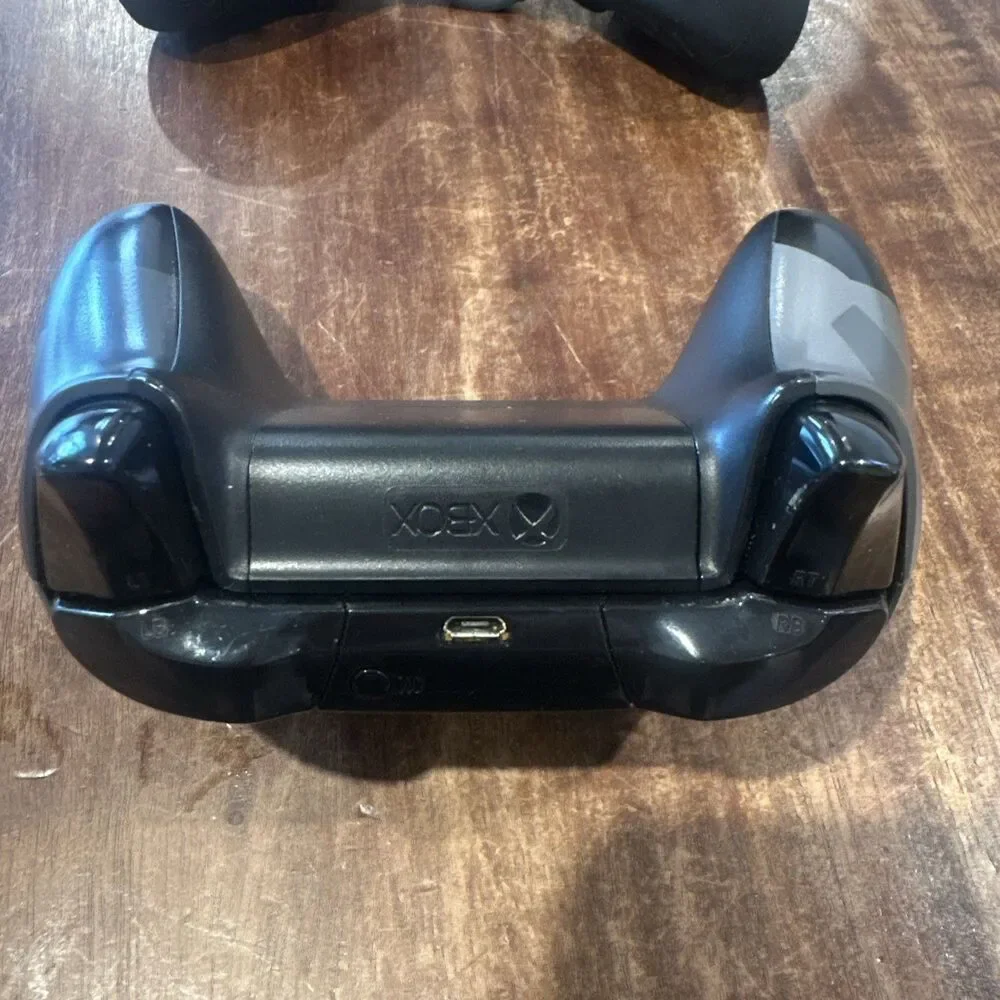 Xbox One Special Edition Covert Forces Wireless Controller 1697