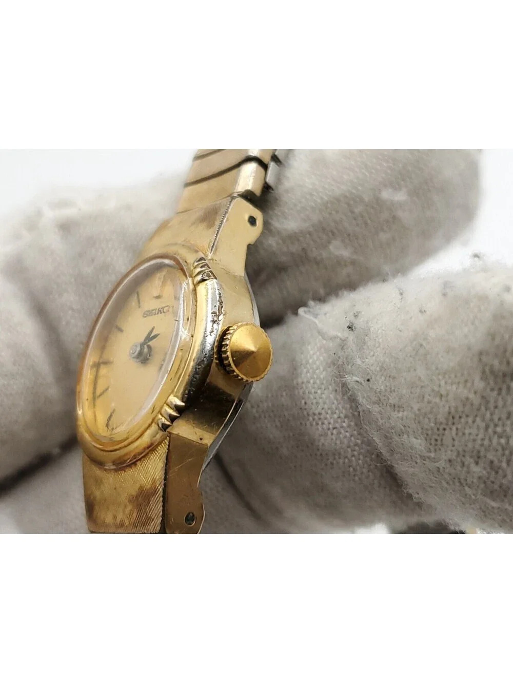Seiko please see