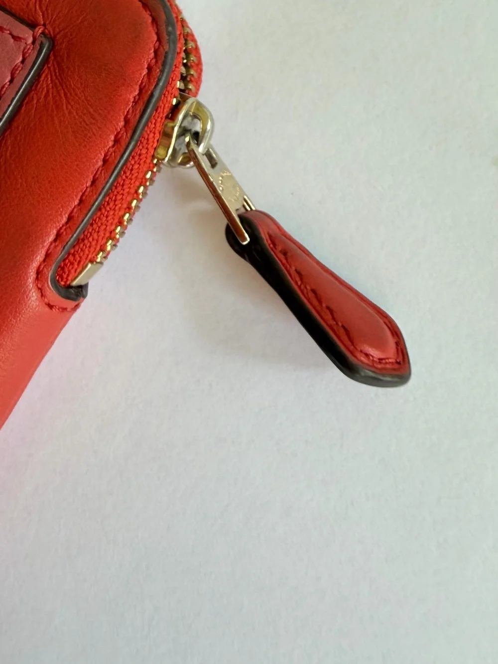 Coach compact orange