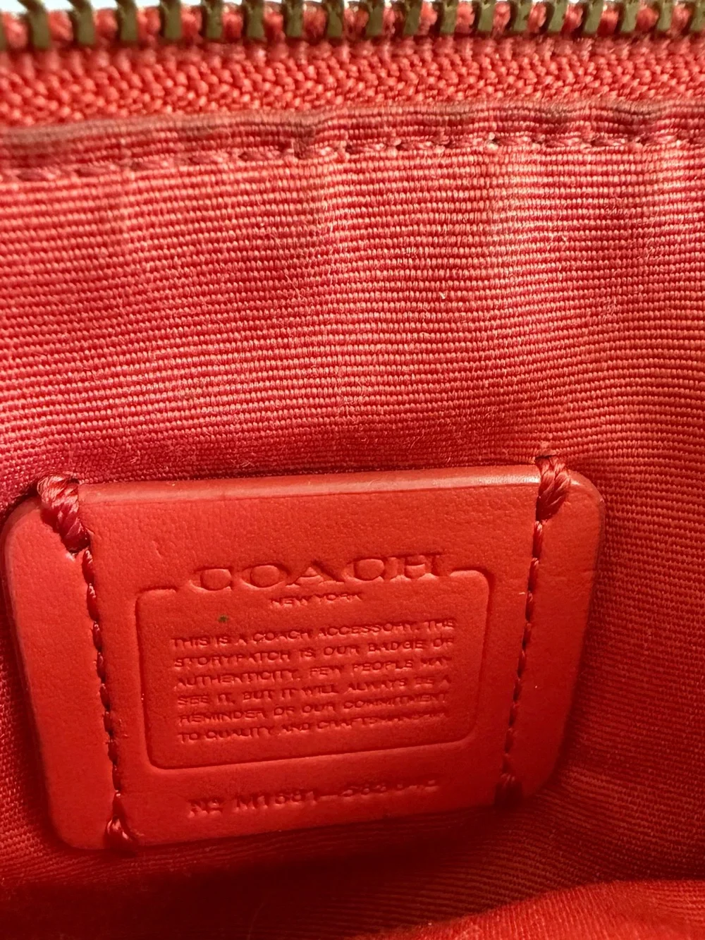 Coach compact orange