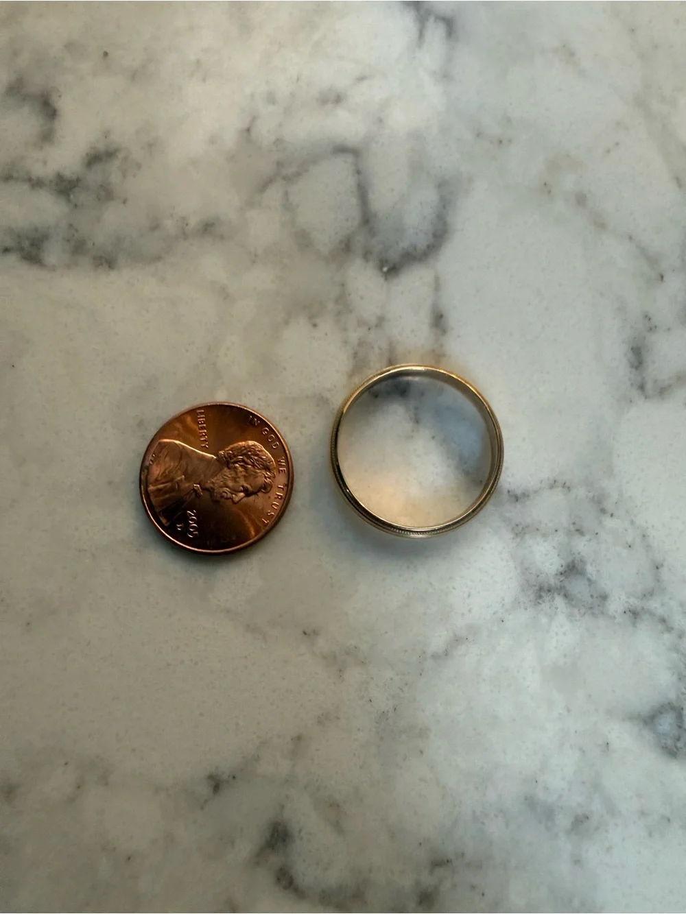 Classic Gold Men's Wedding Band - Polished Milgrain Edge