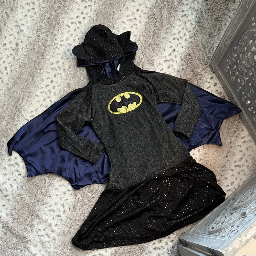 Batman black gold