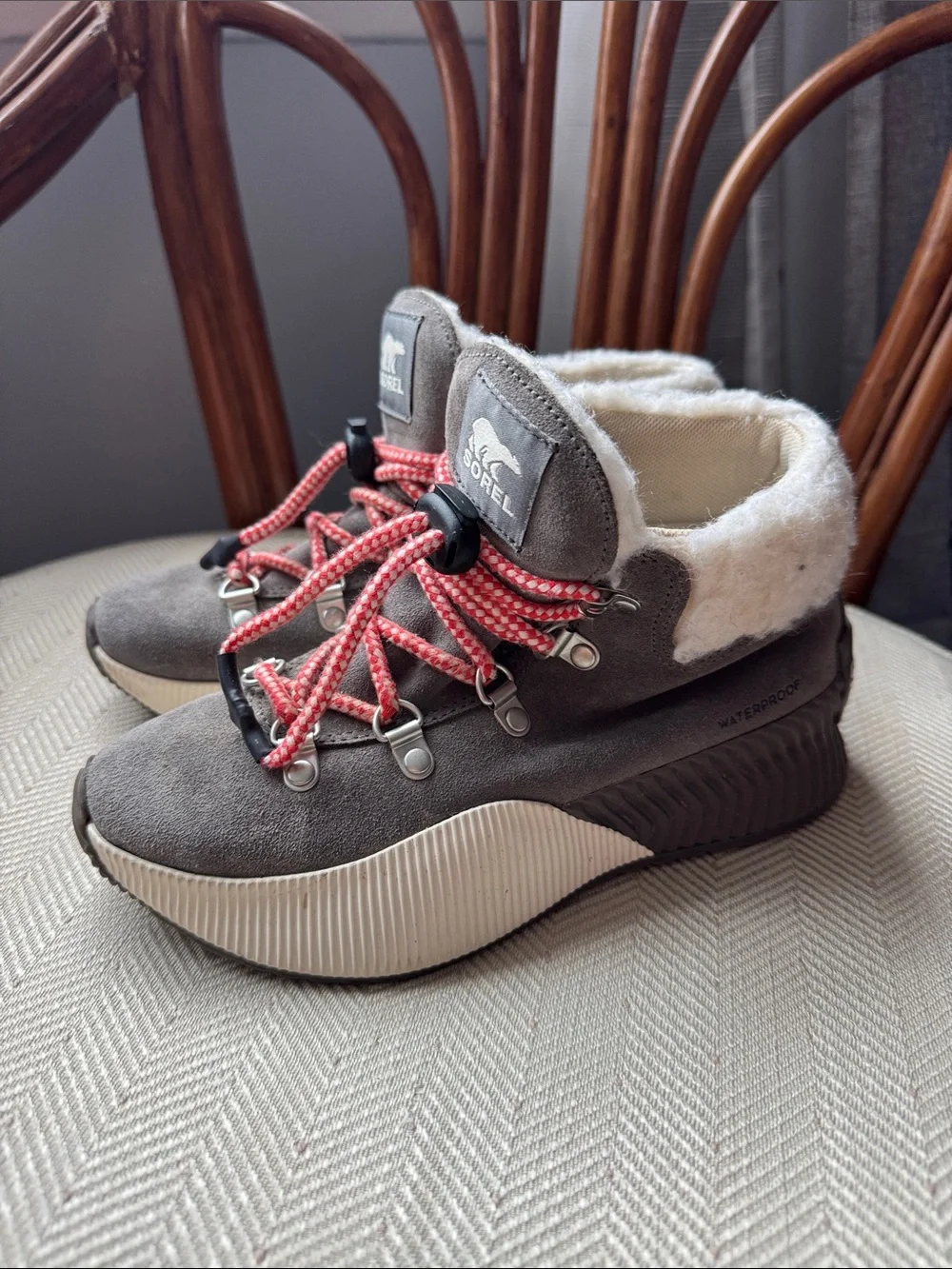 Sorel Youth Girls Youth Out N About Conquest Waterproof Boots size 2