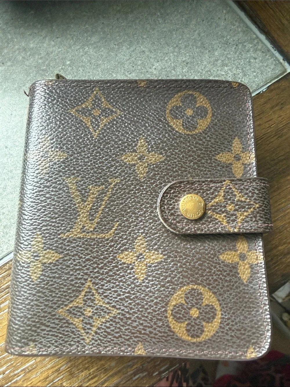 Bundle 🚨🚨 Louis Vuitton Monogram Canvas Messenger Bag AND Wallet