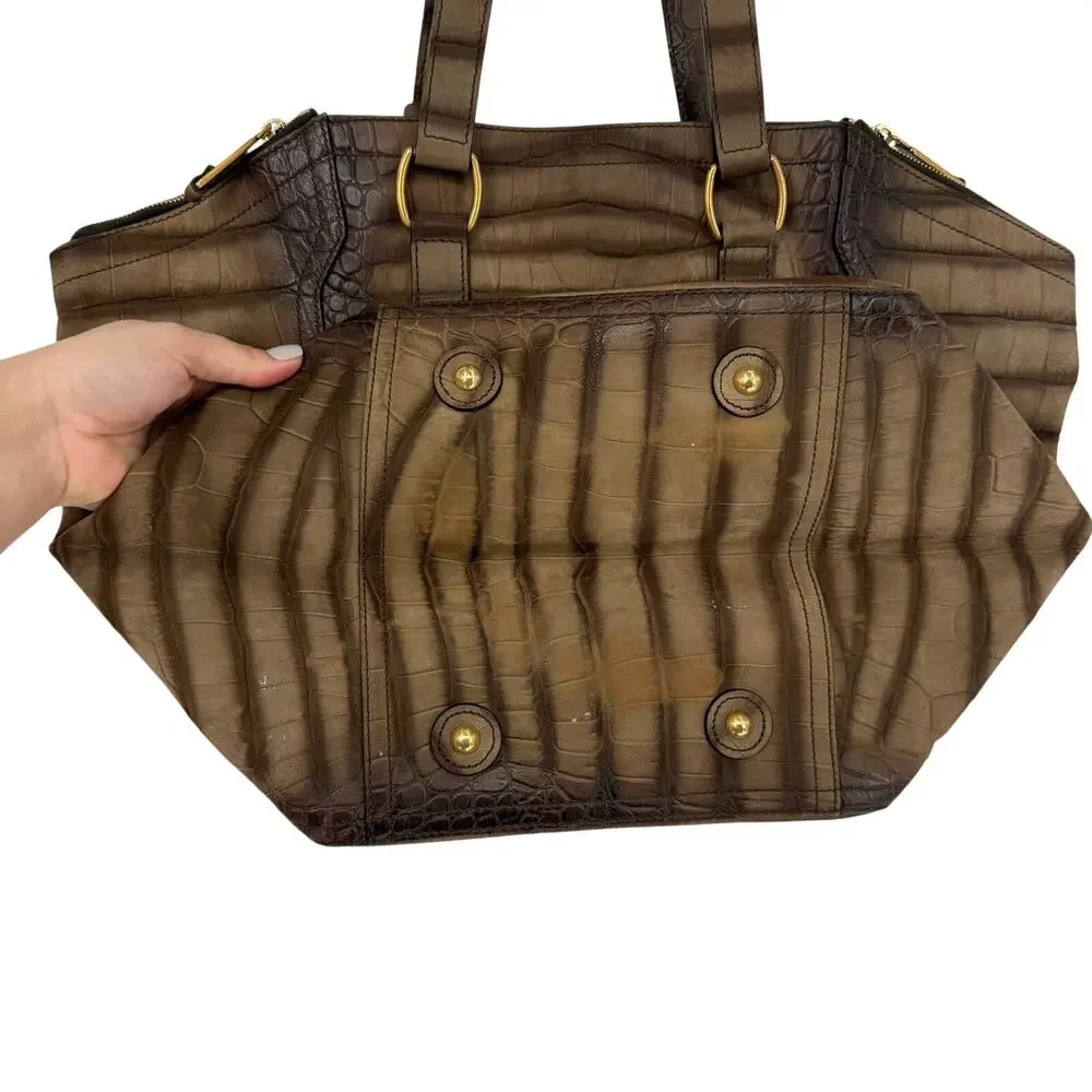 Saint Laurent fabric spacious beautiful