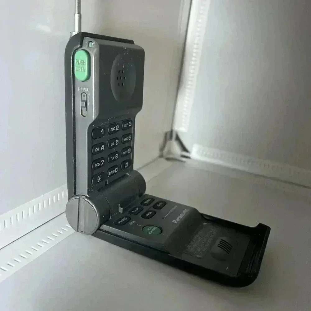 Panasonic Cordless Telephone KX-T3000 - Vintage - Not Tested.