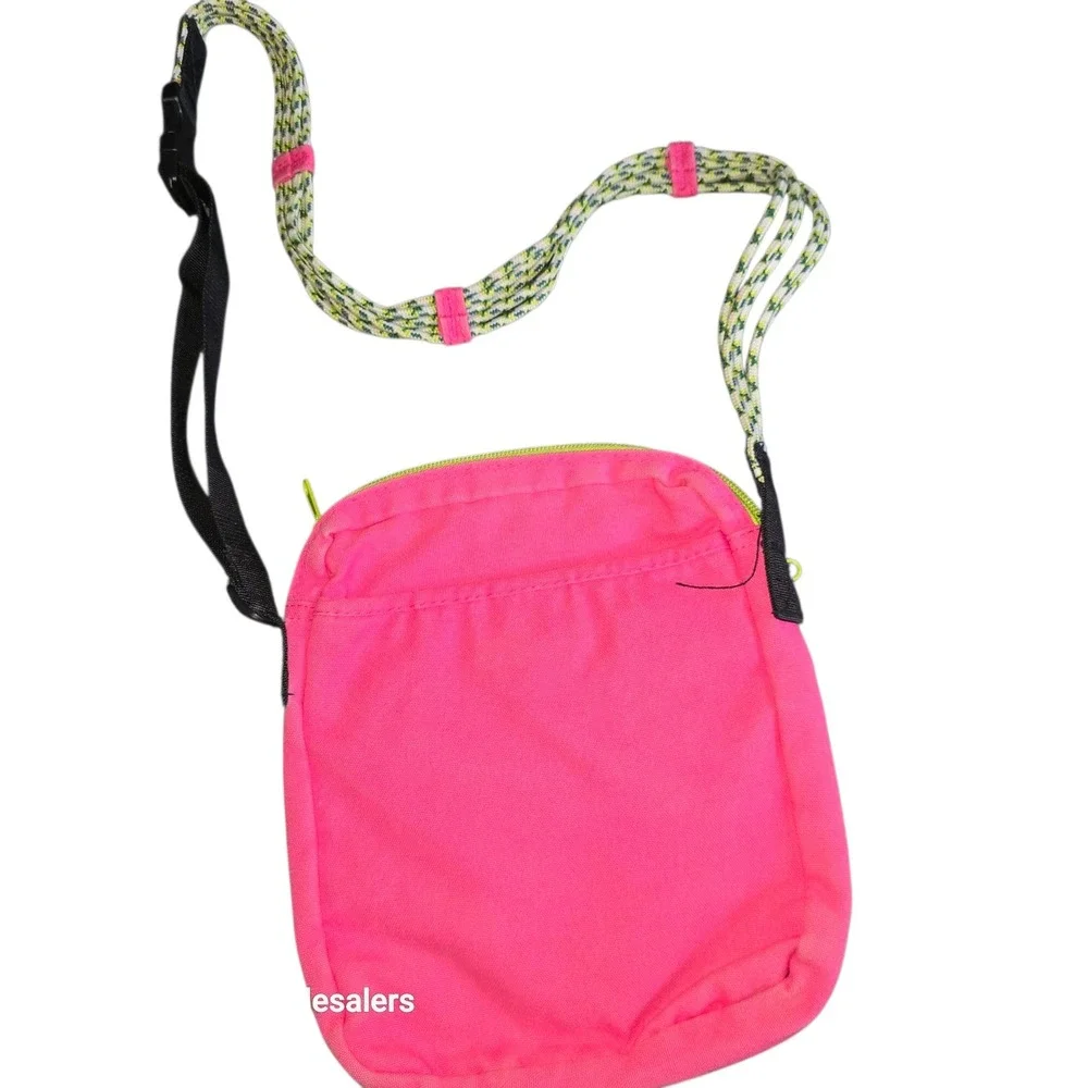 Kavu unleash vibrant