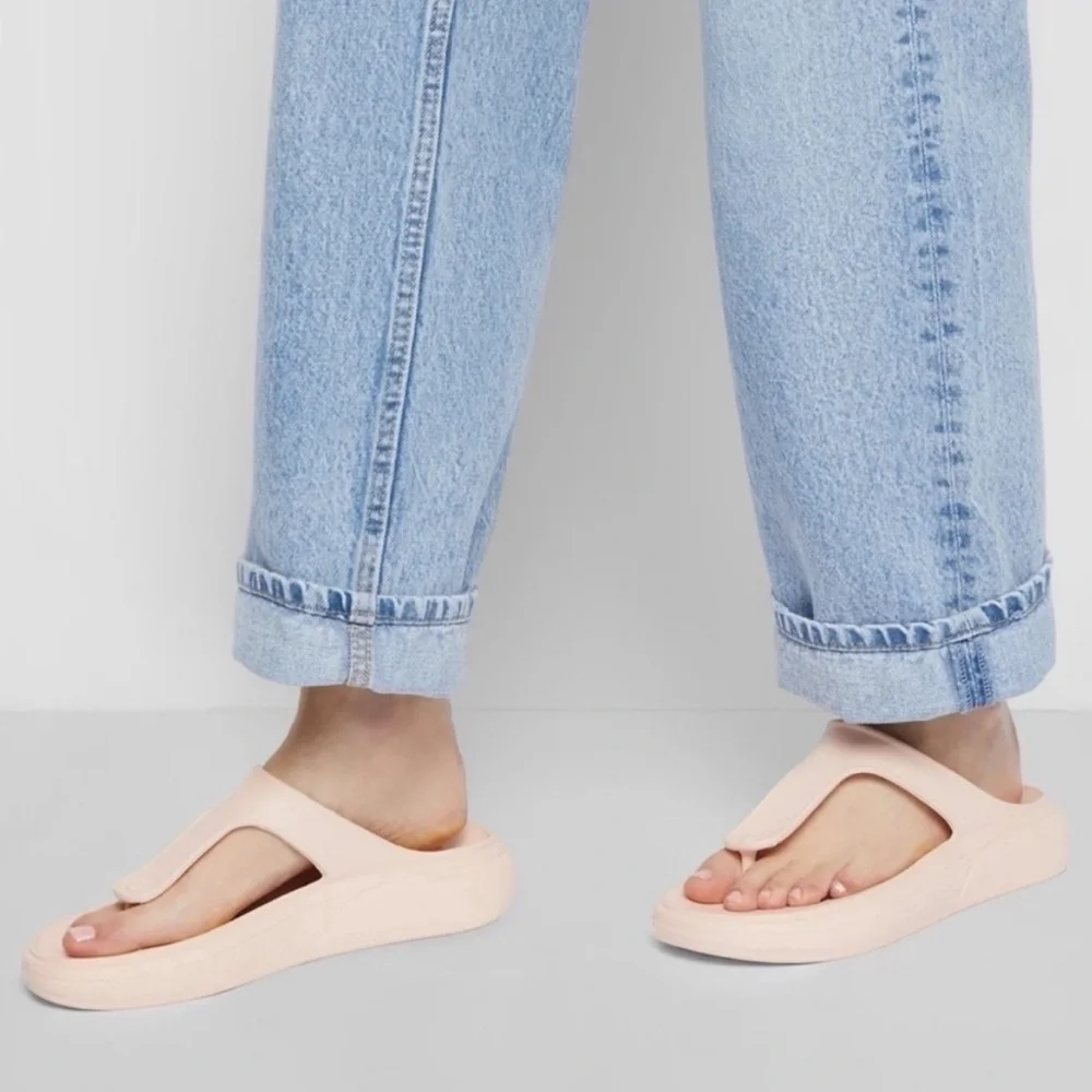 Stuart Weitzman Stuflex T-strap EVA Sandal