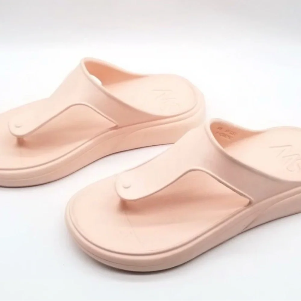 Stuart Weitzman new without