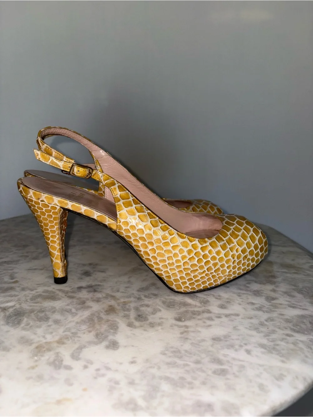Stuart Weitzman stuart weitzman