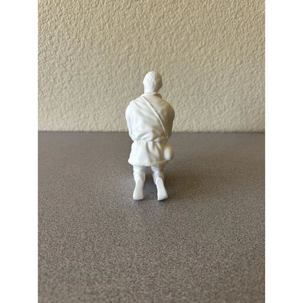 Lenox nativity kneeling