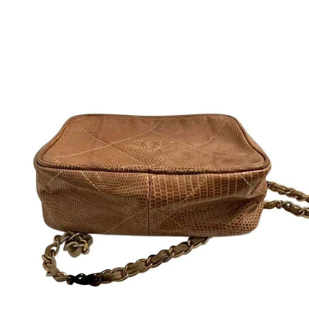 CHANEL elegant crossbody