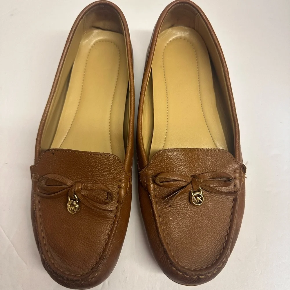 Michael Kors chic tan
