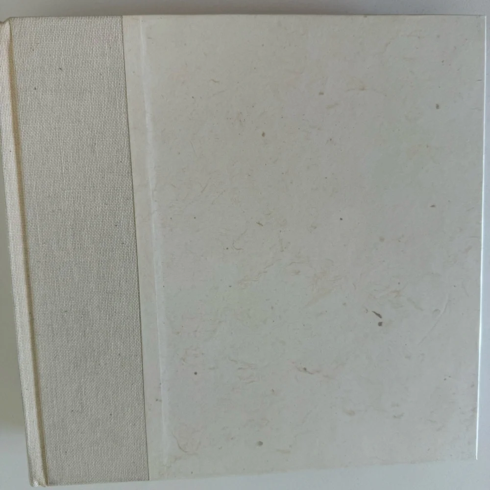 Hallmark cream floral 4” x6” photo picture album