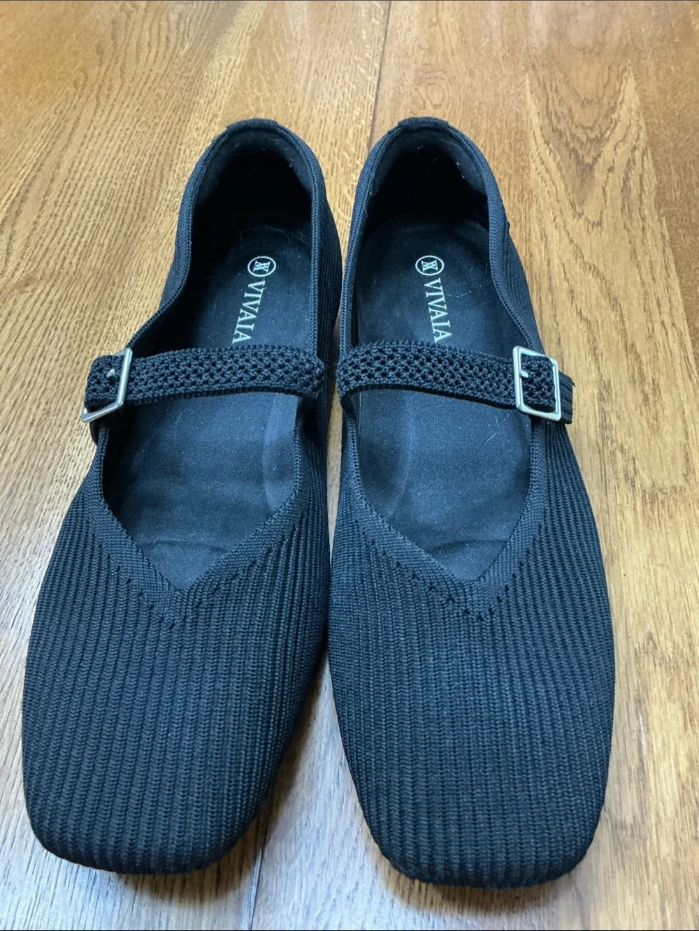 Woman’s Vivaia black Margot Mary Jane. Size 37.5. Like new! Adjustable strap.