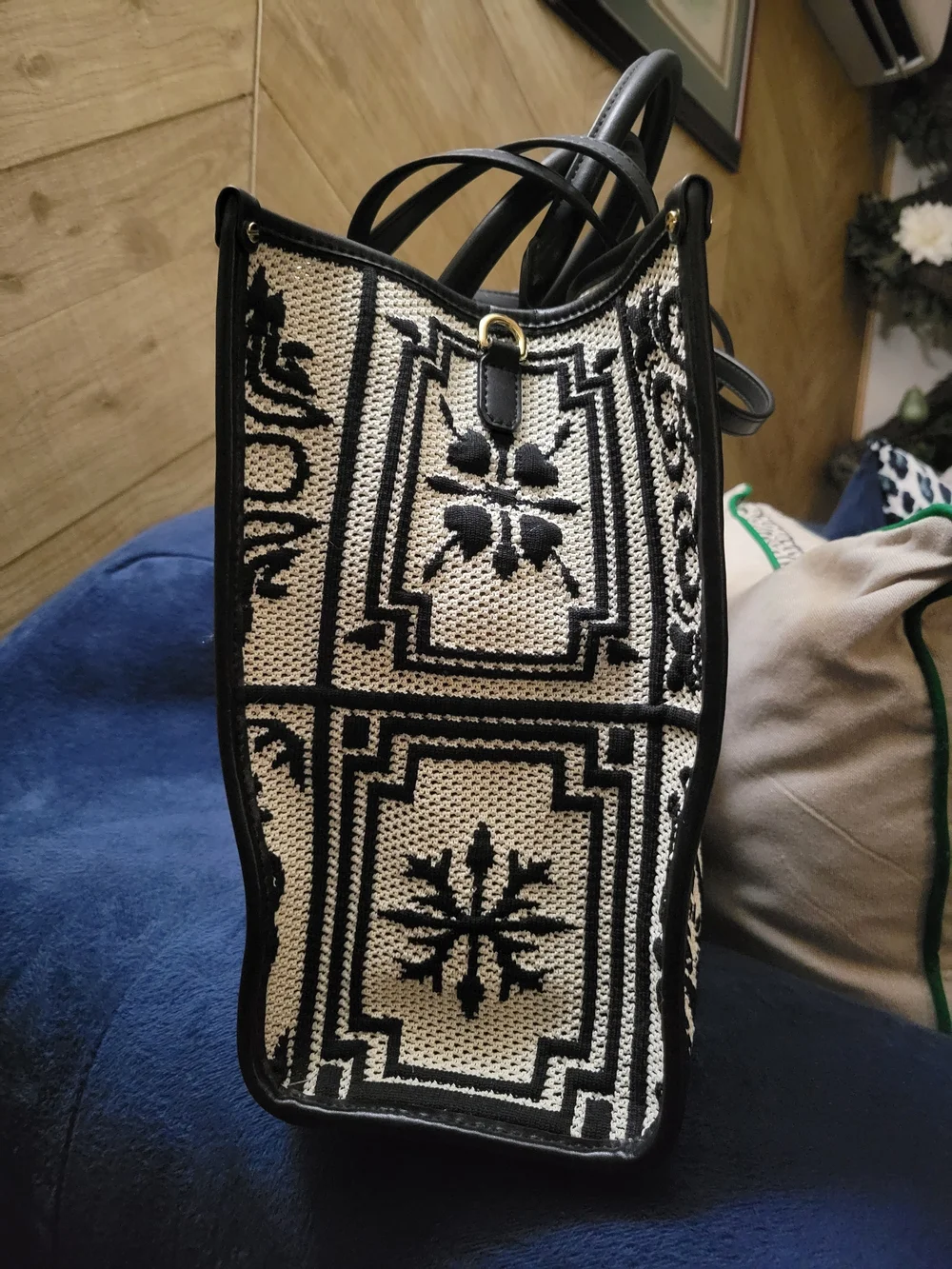 Viola Castellani Black/Cream Woven Tote Bag