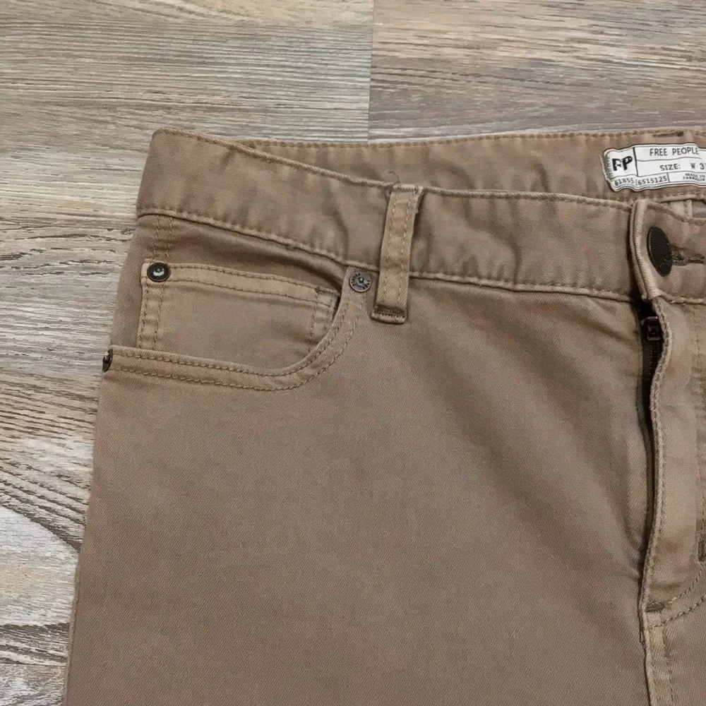 Free People Brown Mid Rise Destroyed Skinny Jeans 31