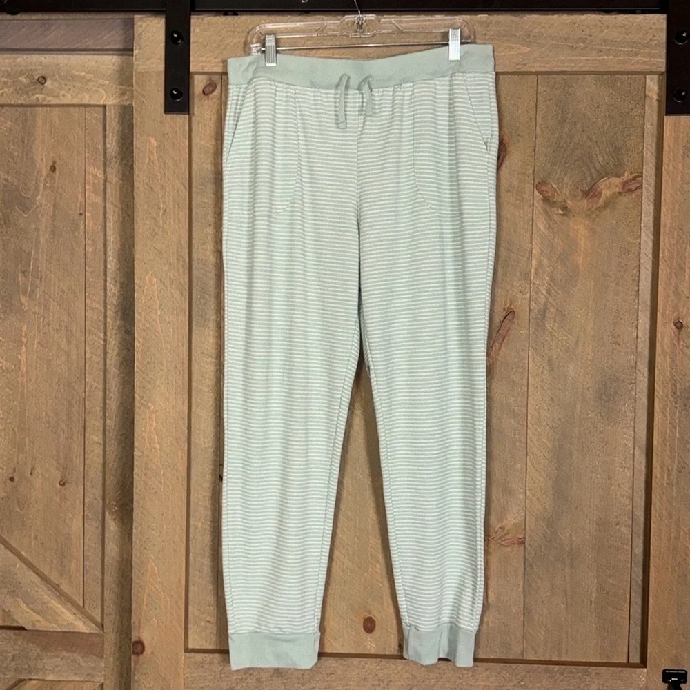 Splendid loungewear pajama