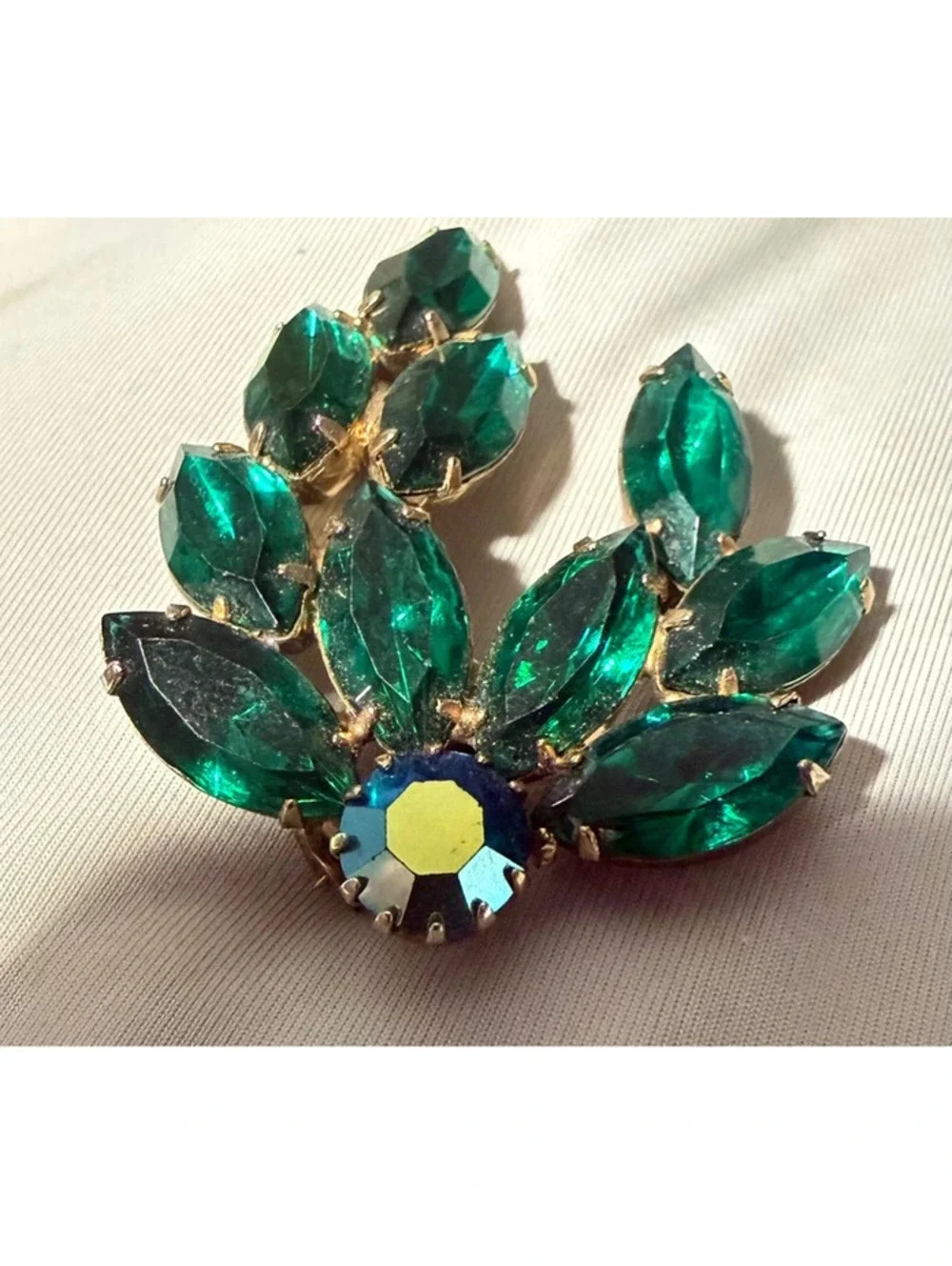 N/A vintage emerald