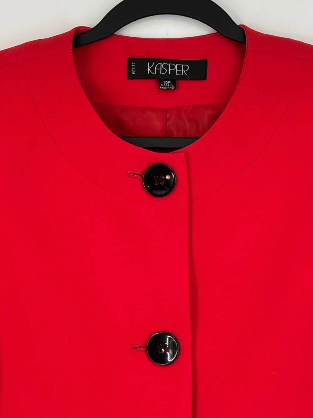 Kasper Womens PETITE 10P Blazer Jacket Tomato Red Big Black Buttons 3/4 Sleeves