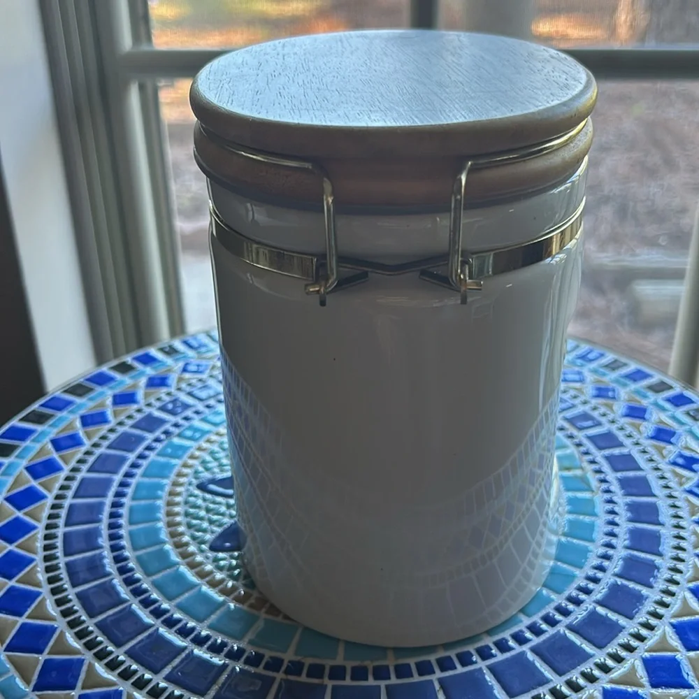 VINTAGE CANISTER LOCKING LID RAISED FRUIT DESIGN