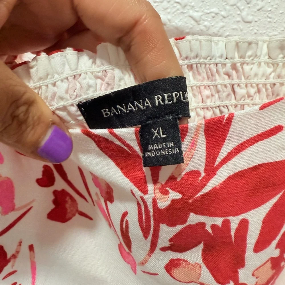 Banana Republic preowned blouse