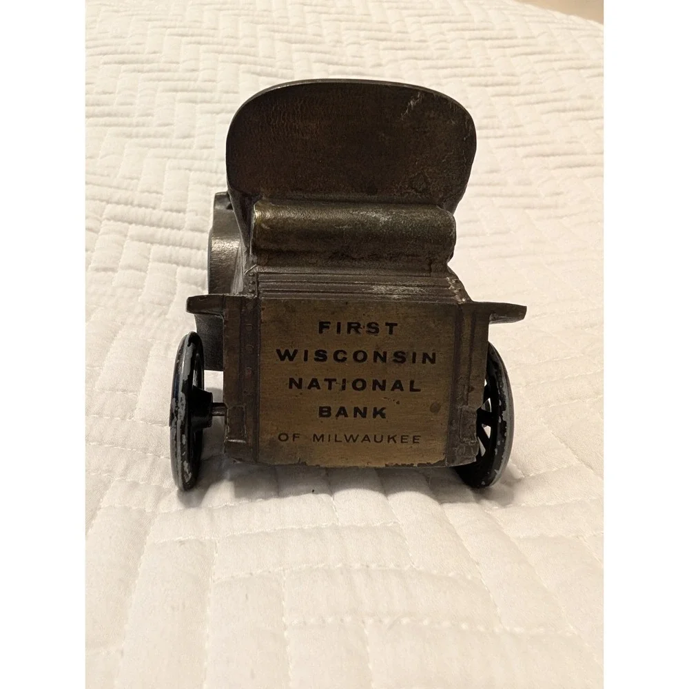 Banthrico Inc vintage brass