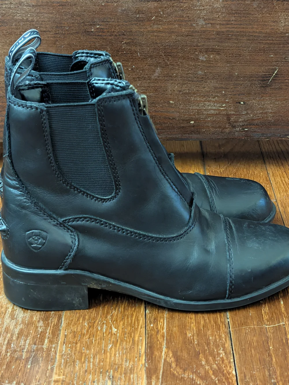 Ariat classic black