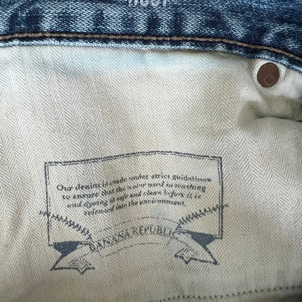 Banana Republic these banana