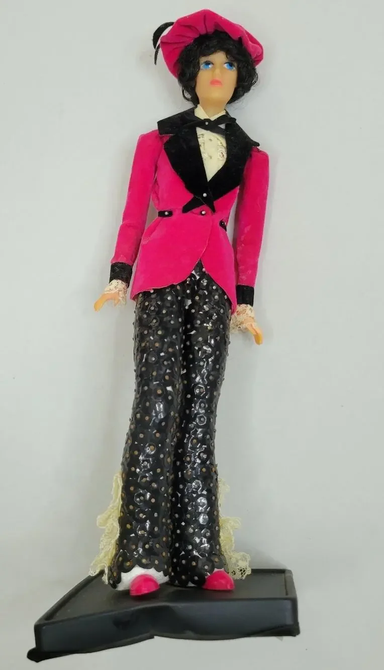 Vintage Walco Personalize Ms Toni Beaded Doll Kit 13501 1975 With Stand 10