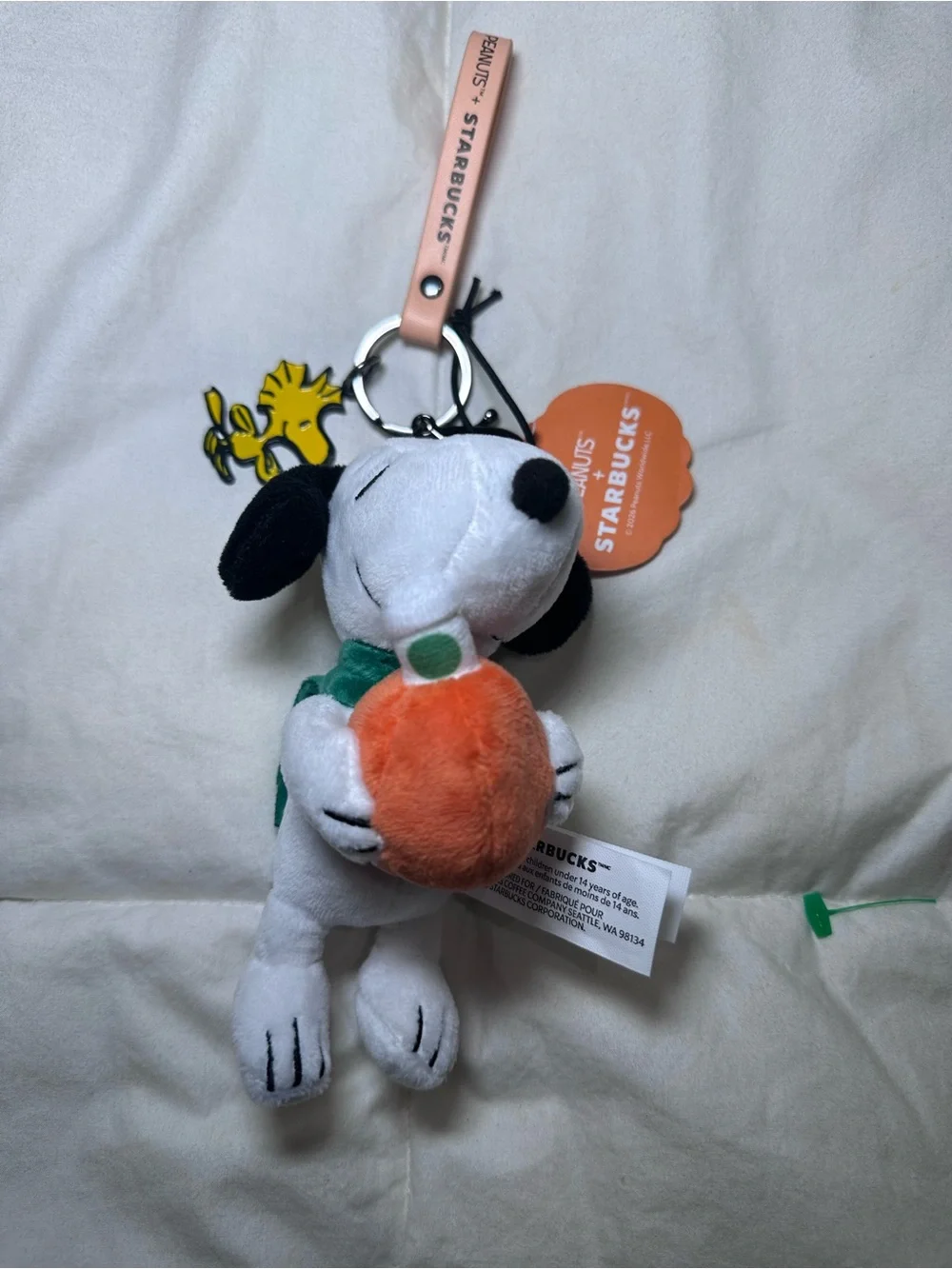 Starbucks ring snoopy accent