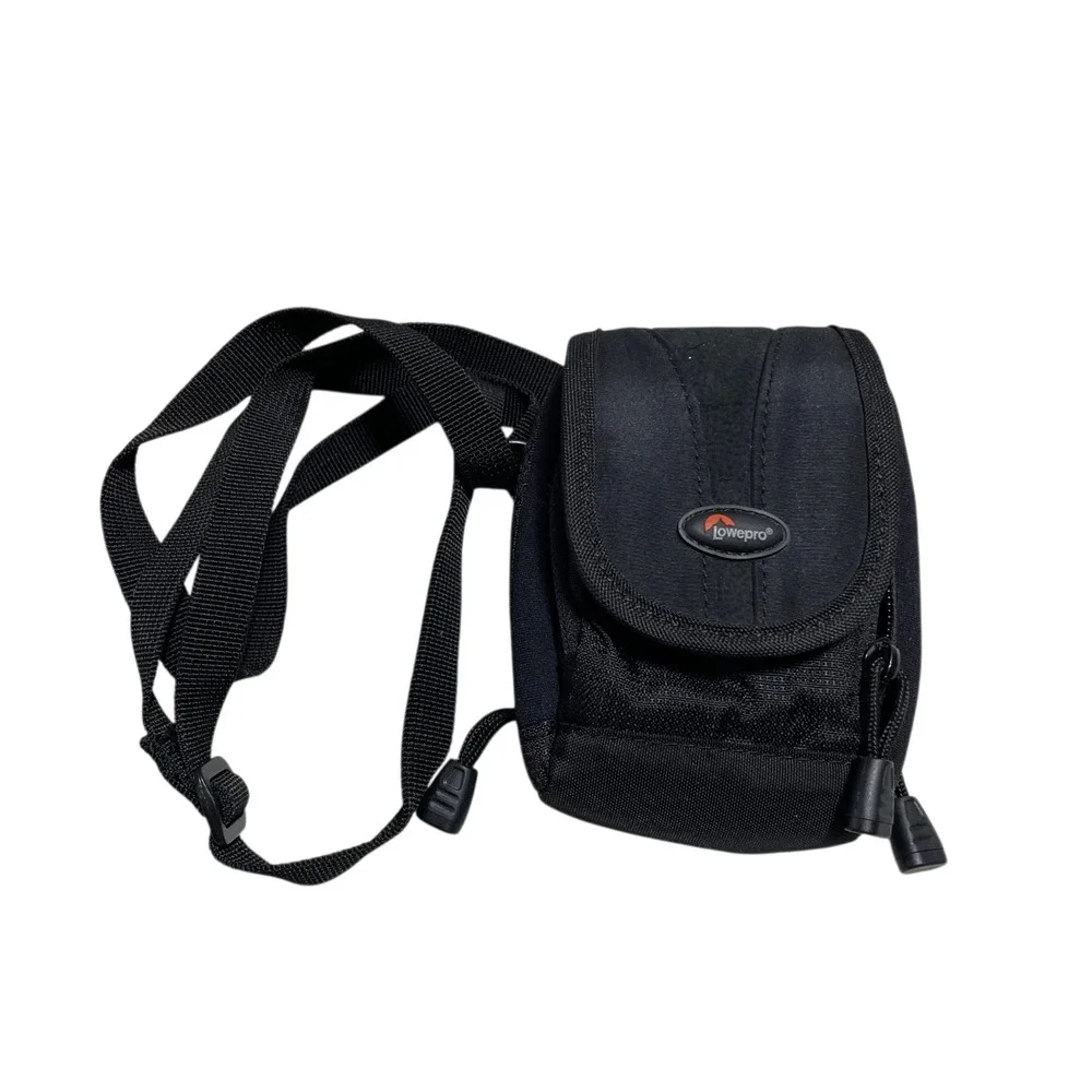 LowePro‎ Compact Camera Bag 4 1/2 x 5 1/2